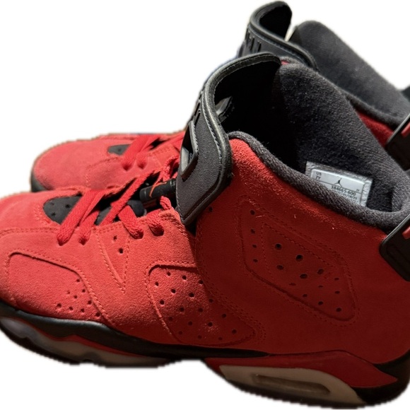 Jordan Retro Red High-Top Sneakers - Picture 3 of 4